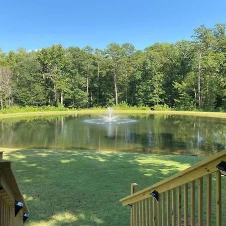 Serene 1Br Cabin Near Nc Z00 With Loft & Waterview Asheboro Extérieur photo