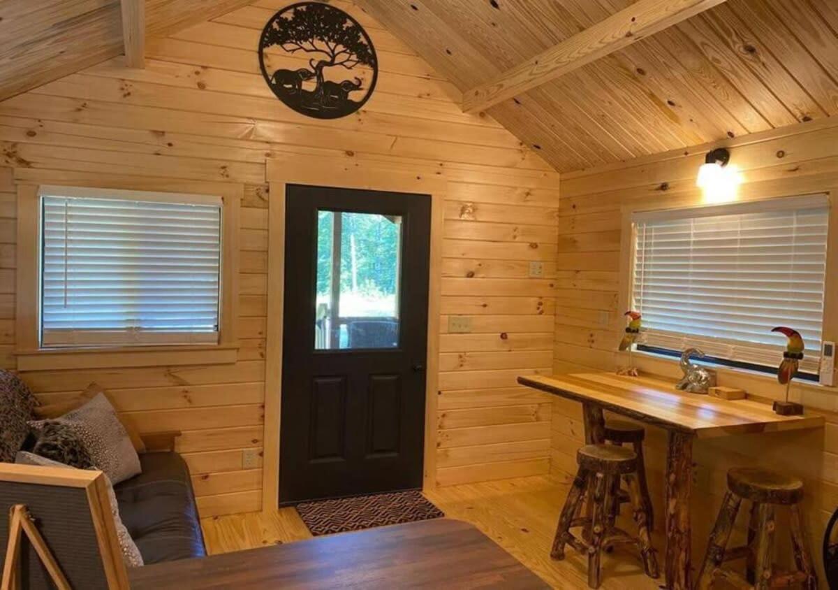 Serene 1Br Cabin Near Nc Z00 With Loft & Waterview Asheboro Extérieur photo